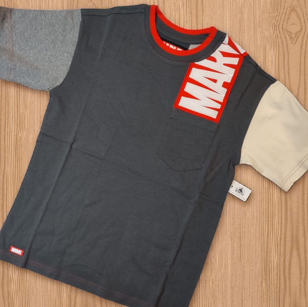 Marvel Short Sleeve Tee - Black, Gray, Cream Marvel Shoulder Patch Men's Size S